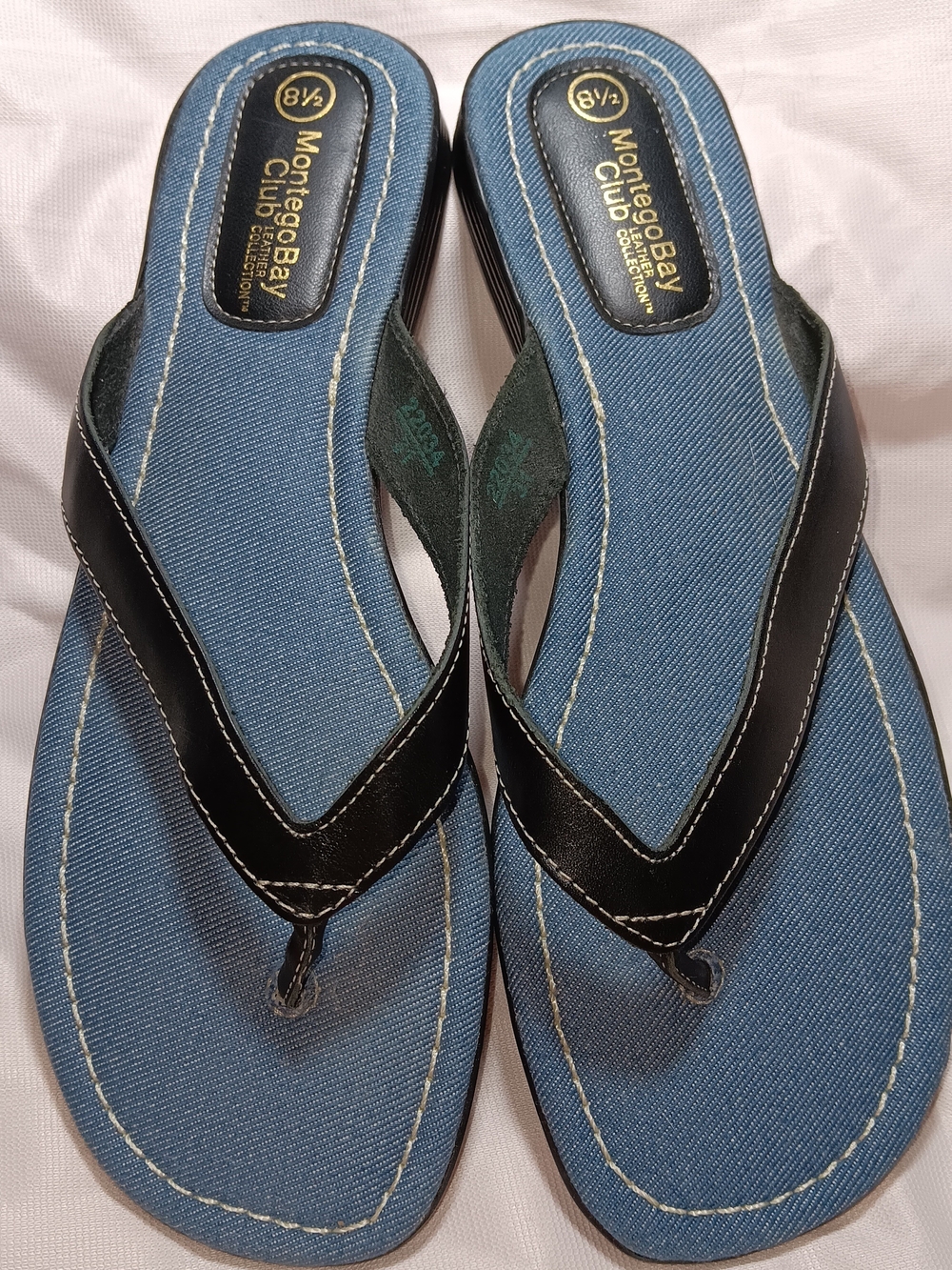 Montego Bay Club Denim Blue Flip Flops with Black Straps Size 8-1/2 NWOT